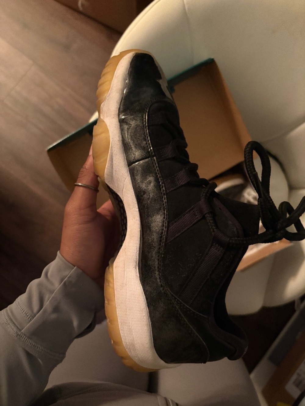 Men size 9 Jordan 11